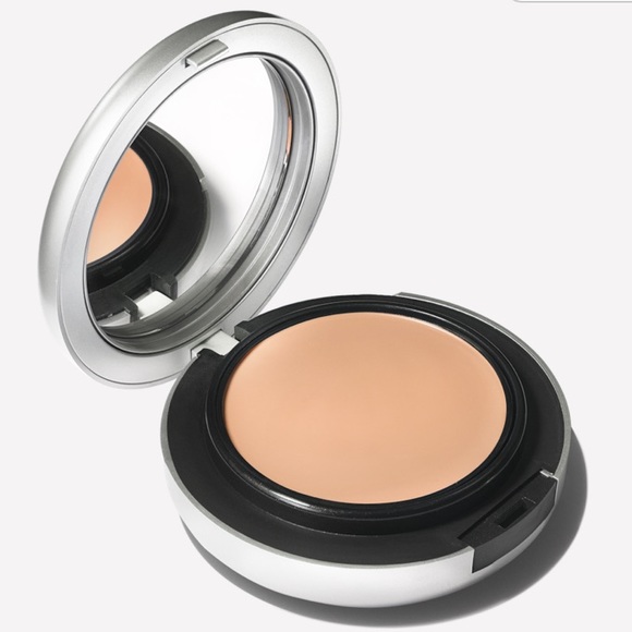 MAC Studio Fix Tech Cream to Powder Foundation - Picture 2 of 16